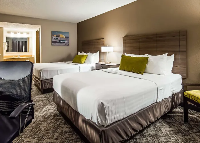 Best Western Center Inn