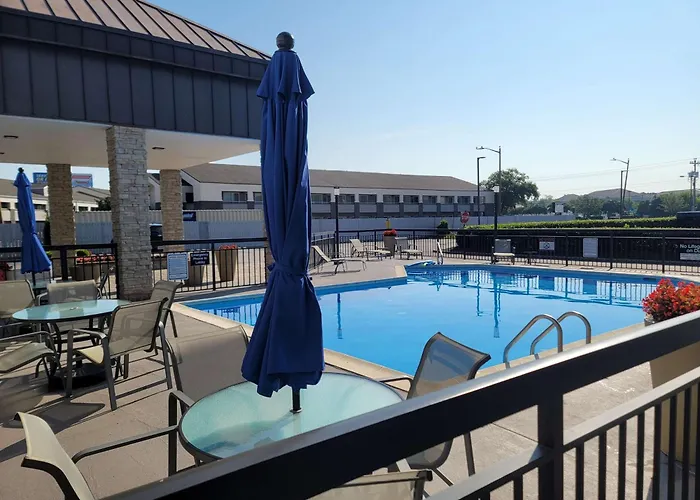 Best Western Center Inn