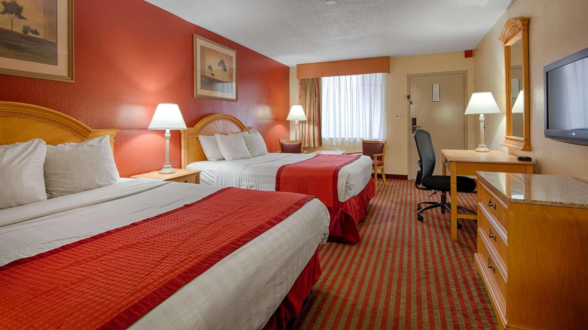 Western Center 3* Virginia Beach