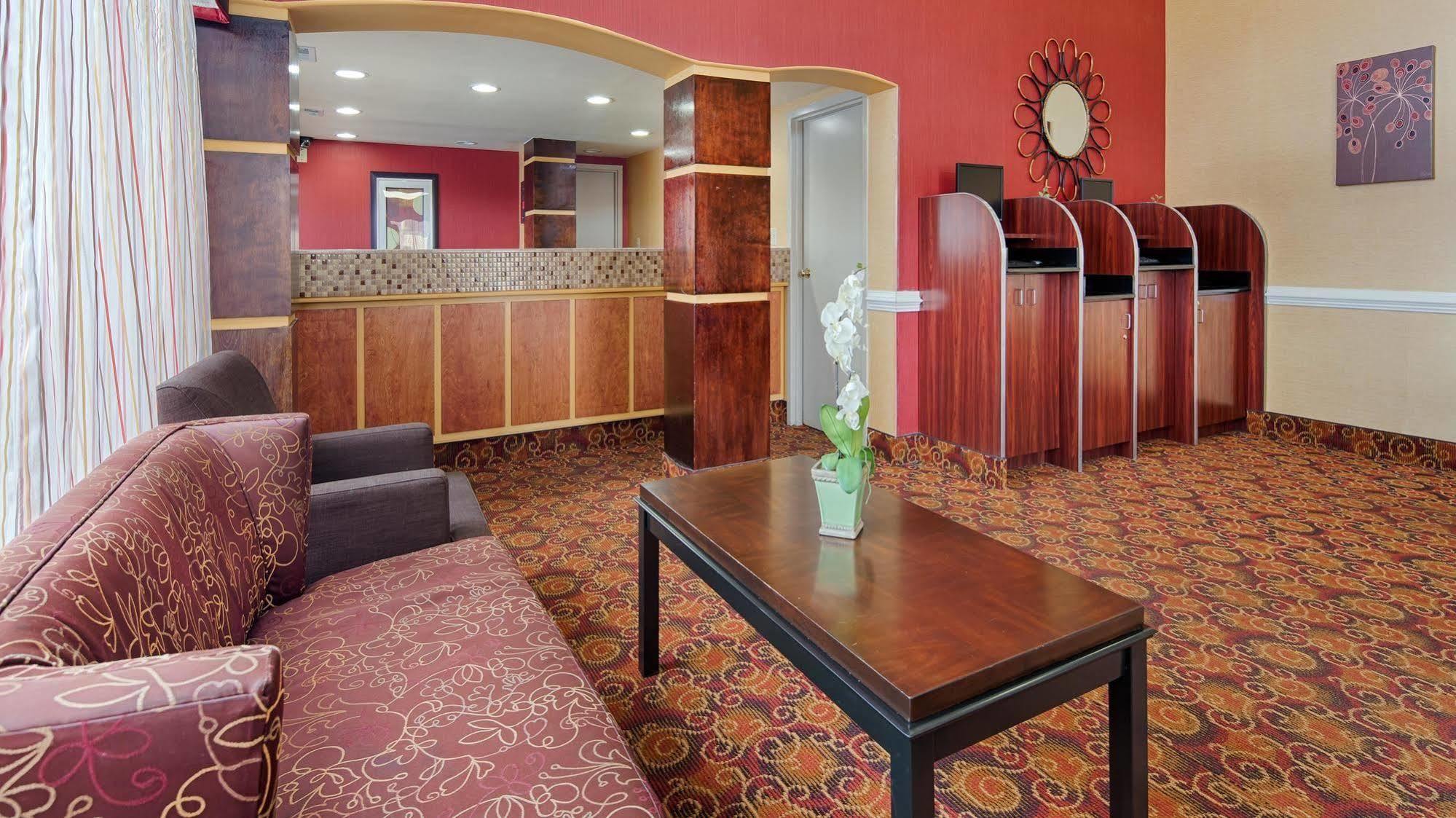 Western Center Hotel 3*